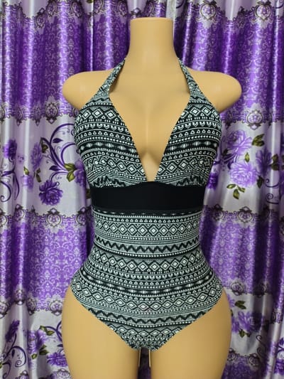 Women’s One Piece Swimsuit Deep V Halter Monokini Tummy Control Swimwear._img_2